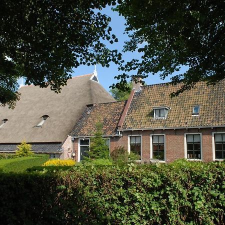 Unia Zathe Bed & Breakfast Ee Exterior foto