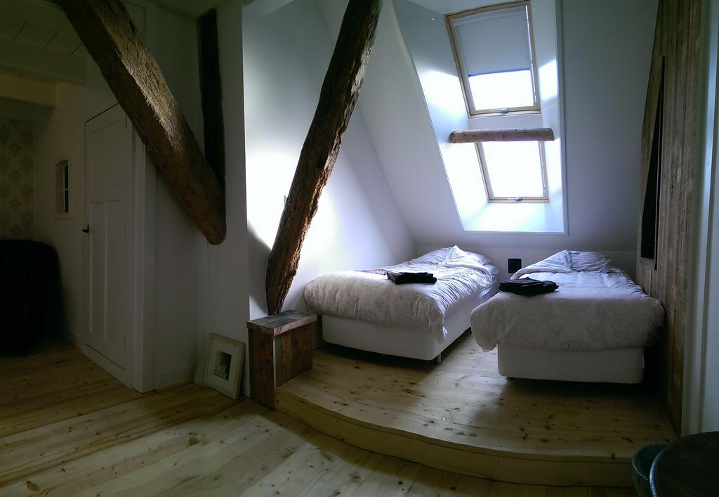 Unia Zathe Bed & Breakfast Ee Exterior foto