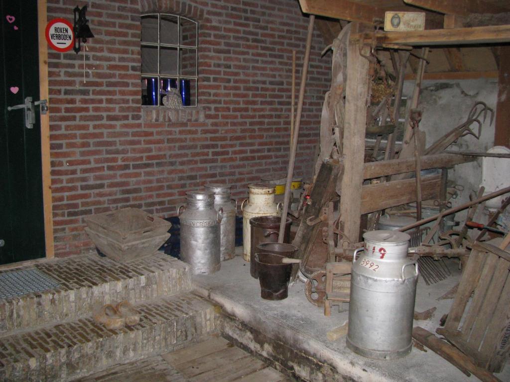 Unia Zathe Bed & Breakfast Ee Exterior foto